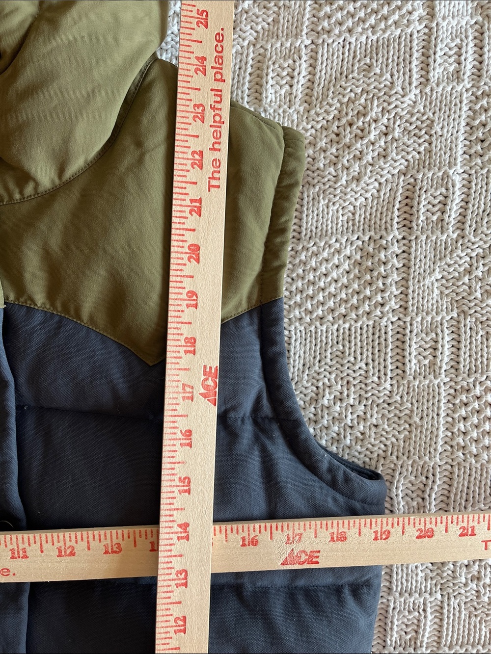 Patagonia® Worn Wear W's Bivy Hooded Vest in Smolder Blue and Fatigue Green Sz M - Picture 8 of 10